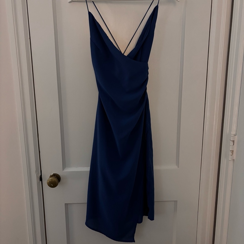Lulu's V-Neck Knee Length Dress with Fold-Over Slit (Blue/Green) - Picture 7 of 11